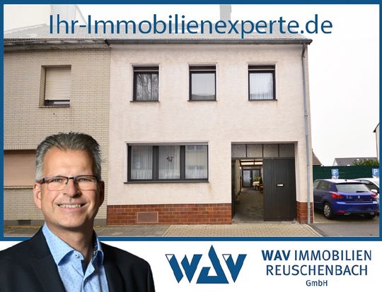 Wohnhaus mit Baugrundstück. Auch ideal für selbständige Handwerker!